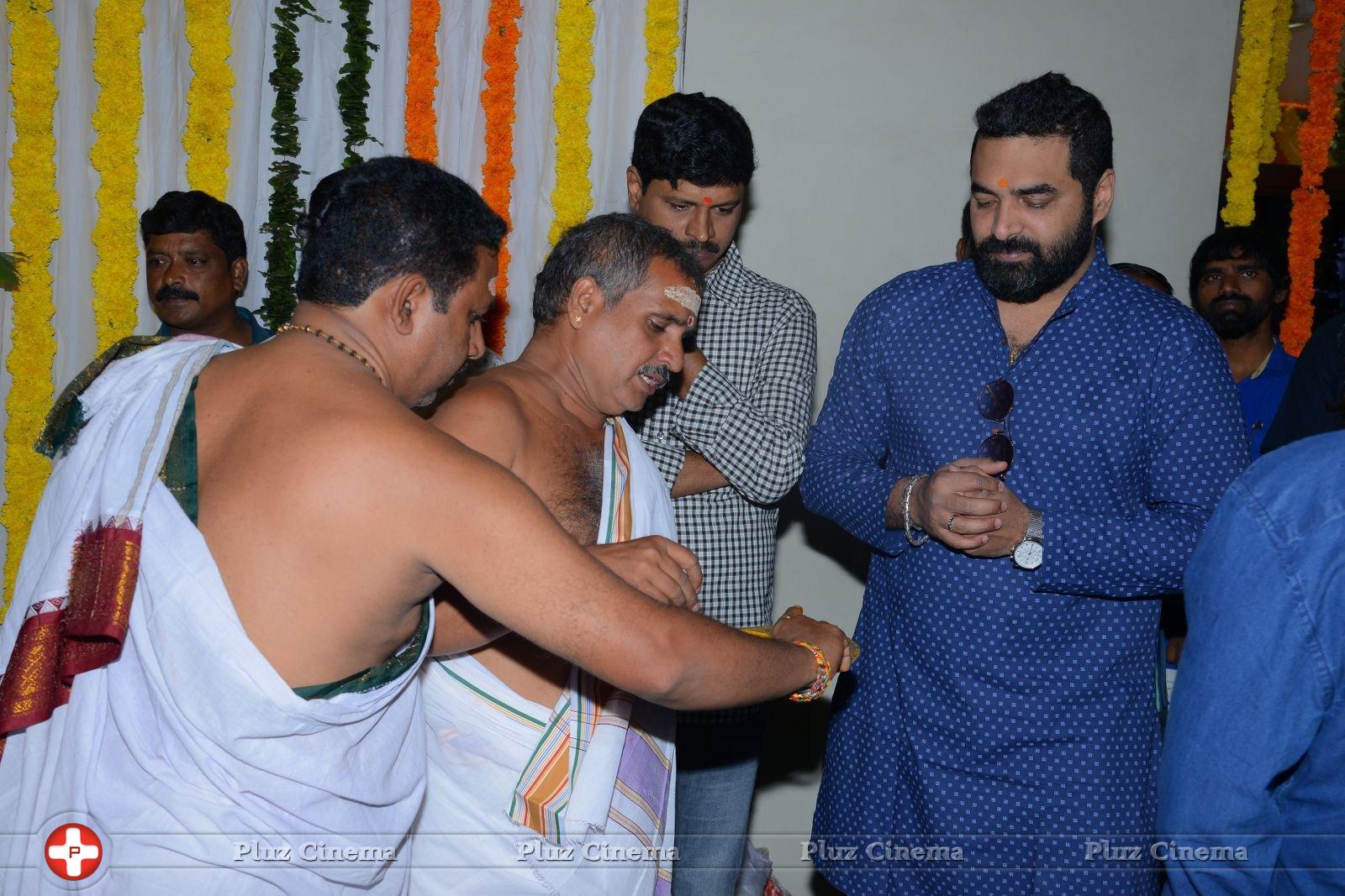 Sunil and N Shankar Movie Opening Photos | Picture 1401003