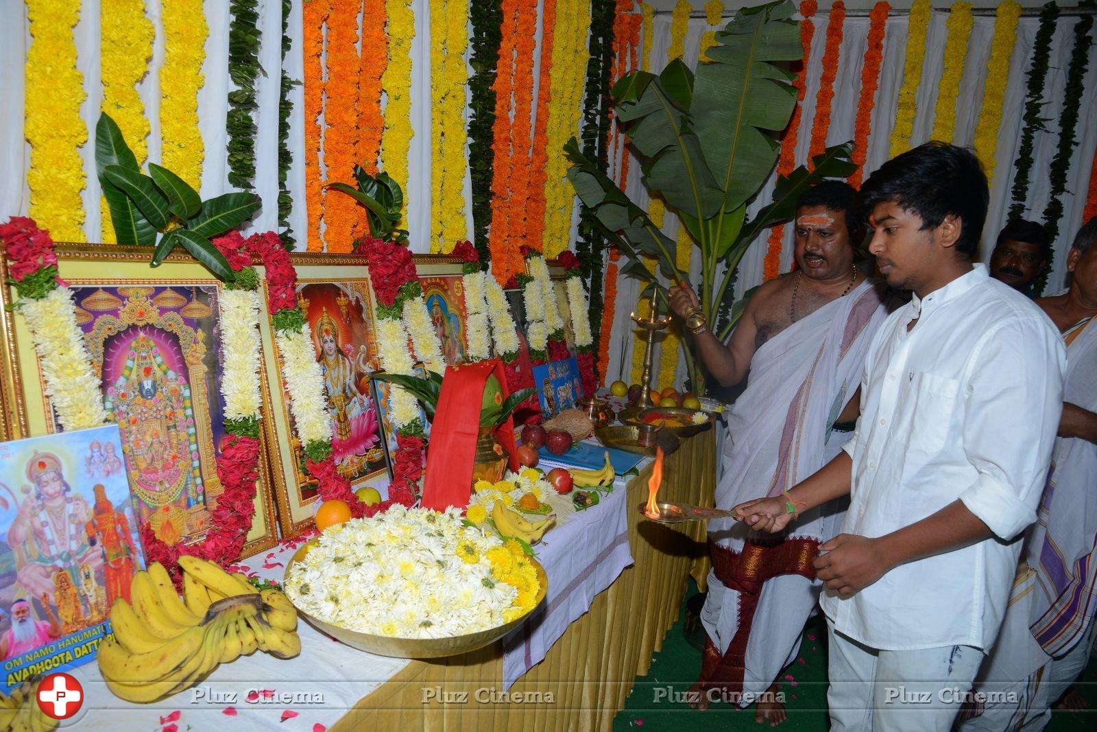 Sunil and N Shankar Movie Opening Photos | Picture 1401007