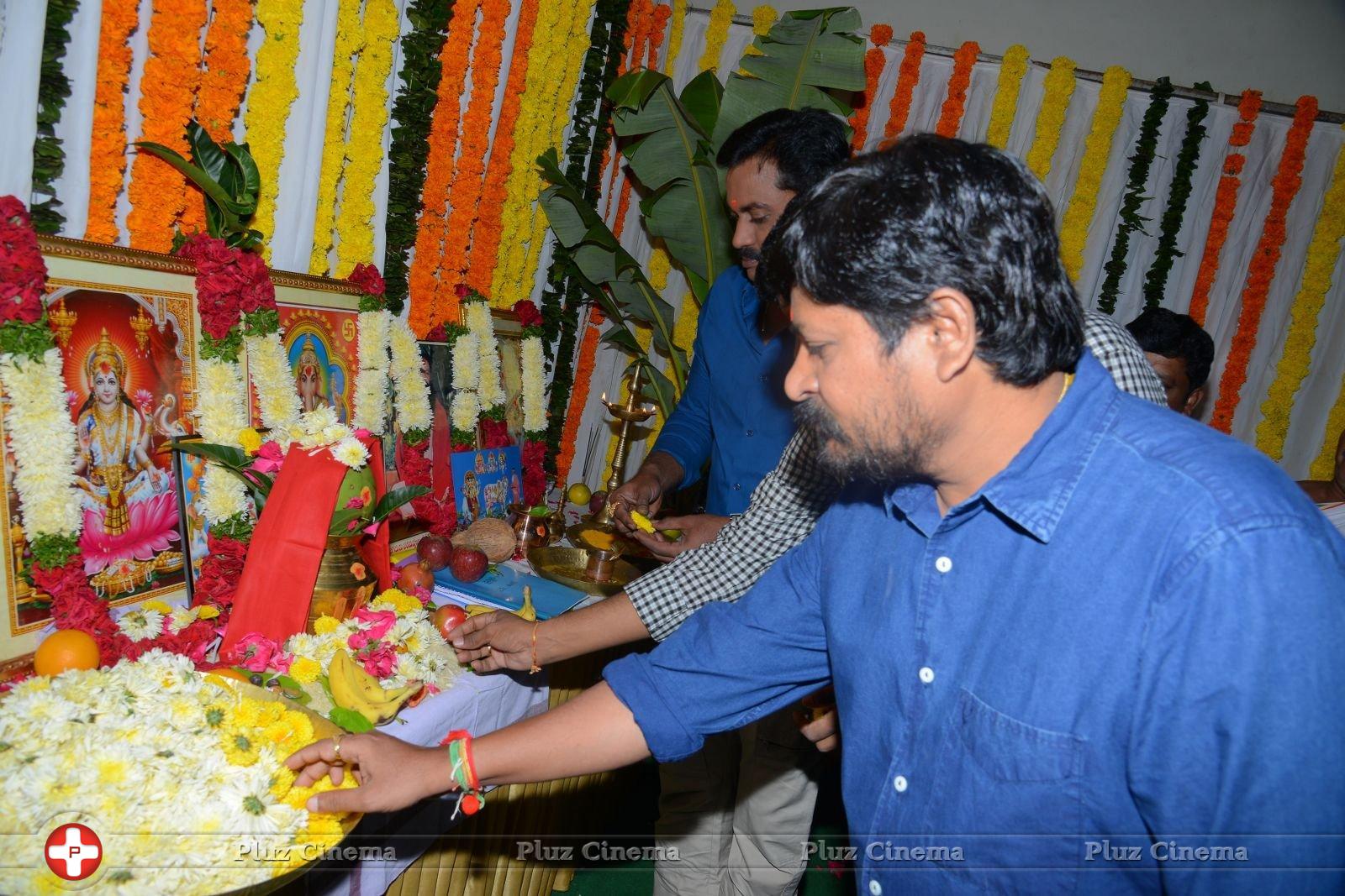 Sunil and N Shankar Movie Opening Photos | Picture 1401023