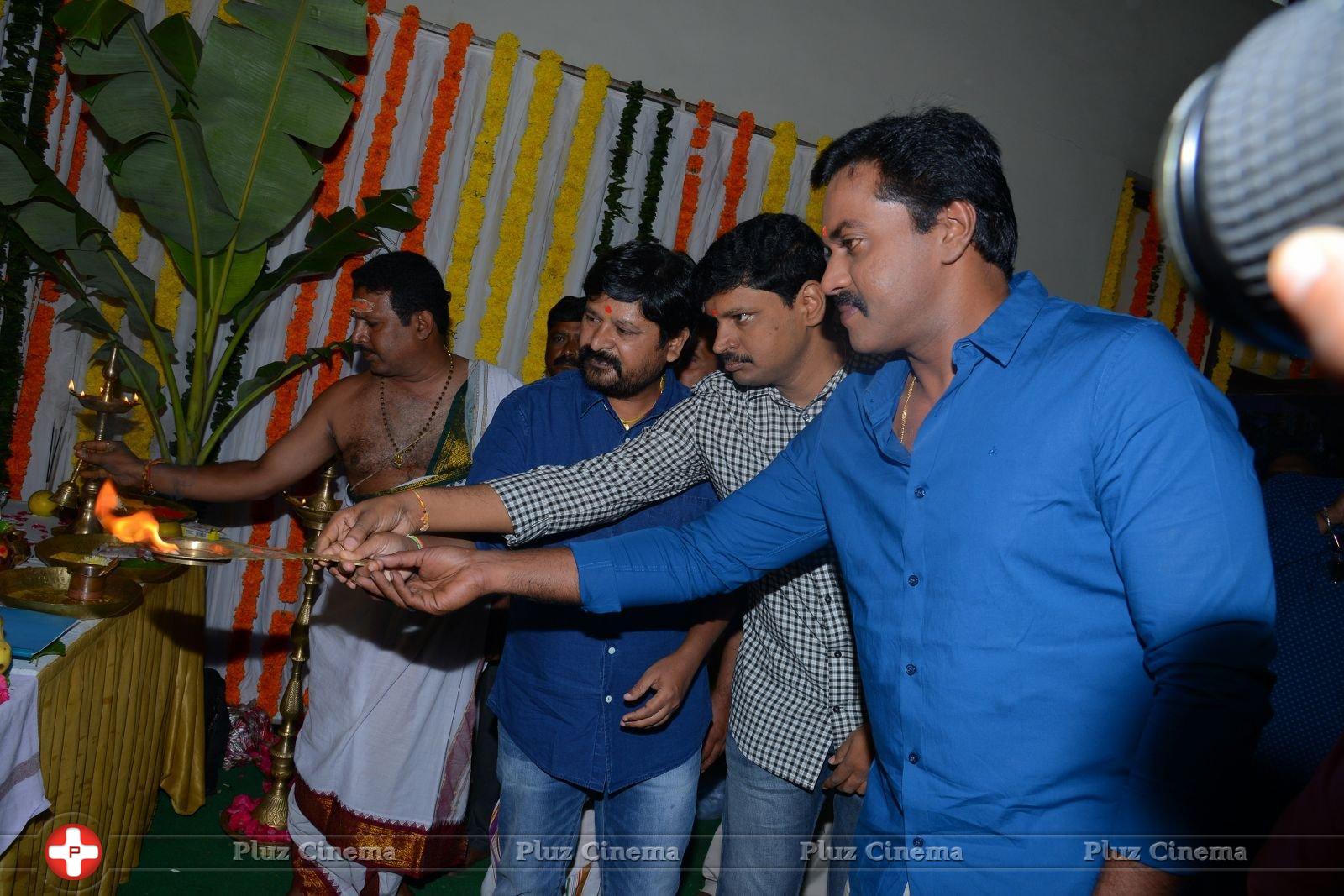 Sunil and N Shankar Movie Opening Photos | Picture 1401044