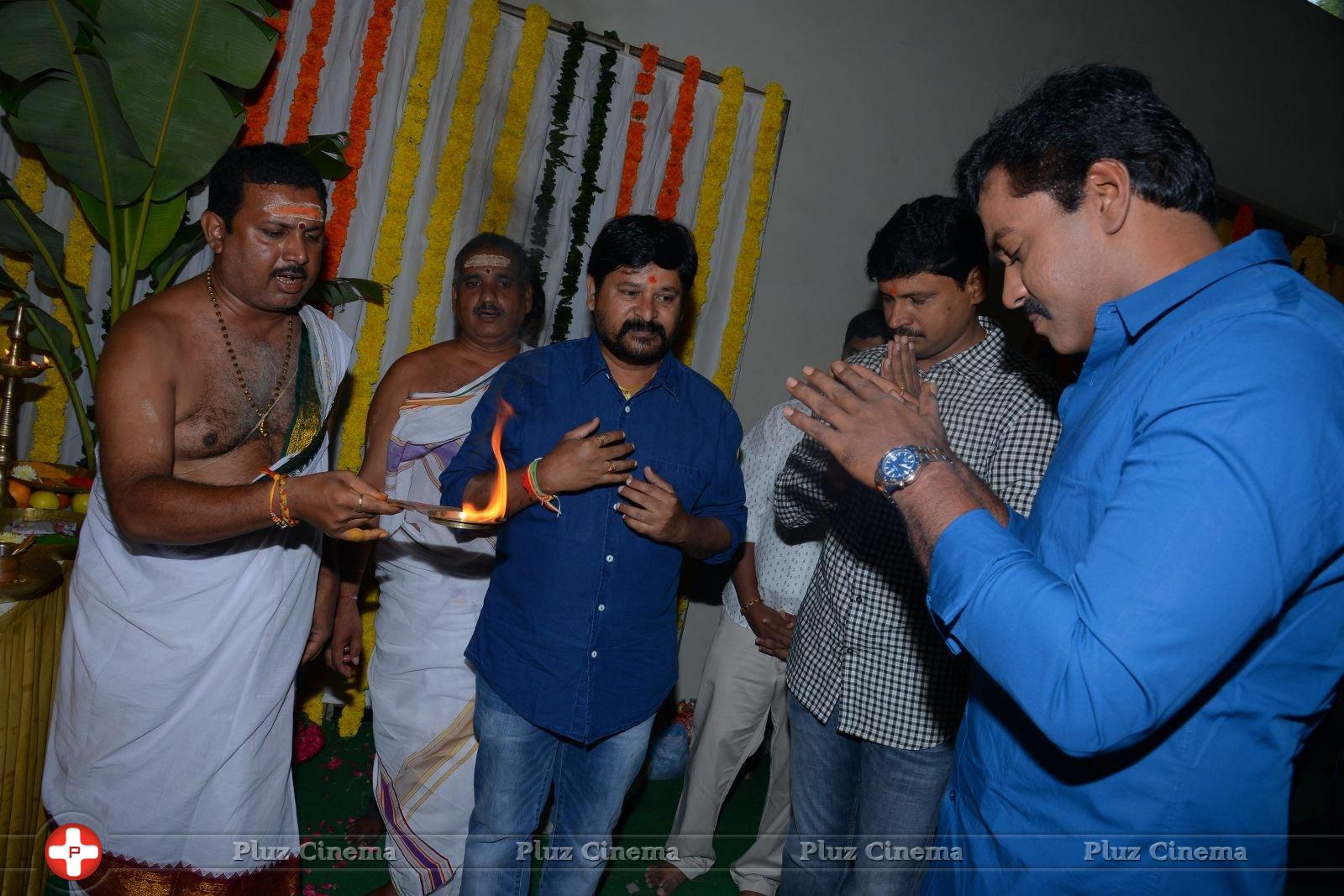 Sunil and N Shankar Movie Opening Photos | Picture 1401052