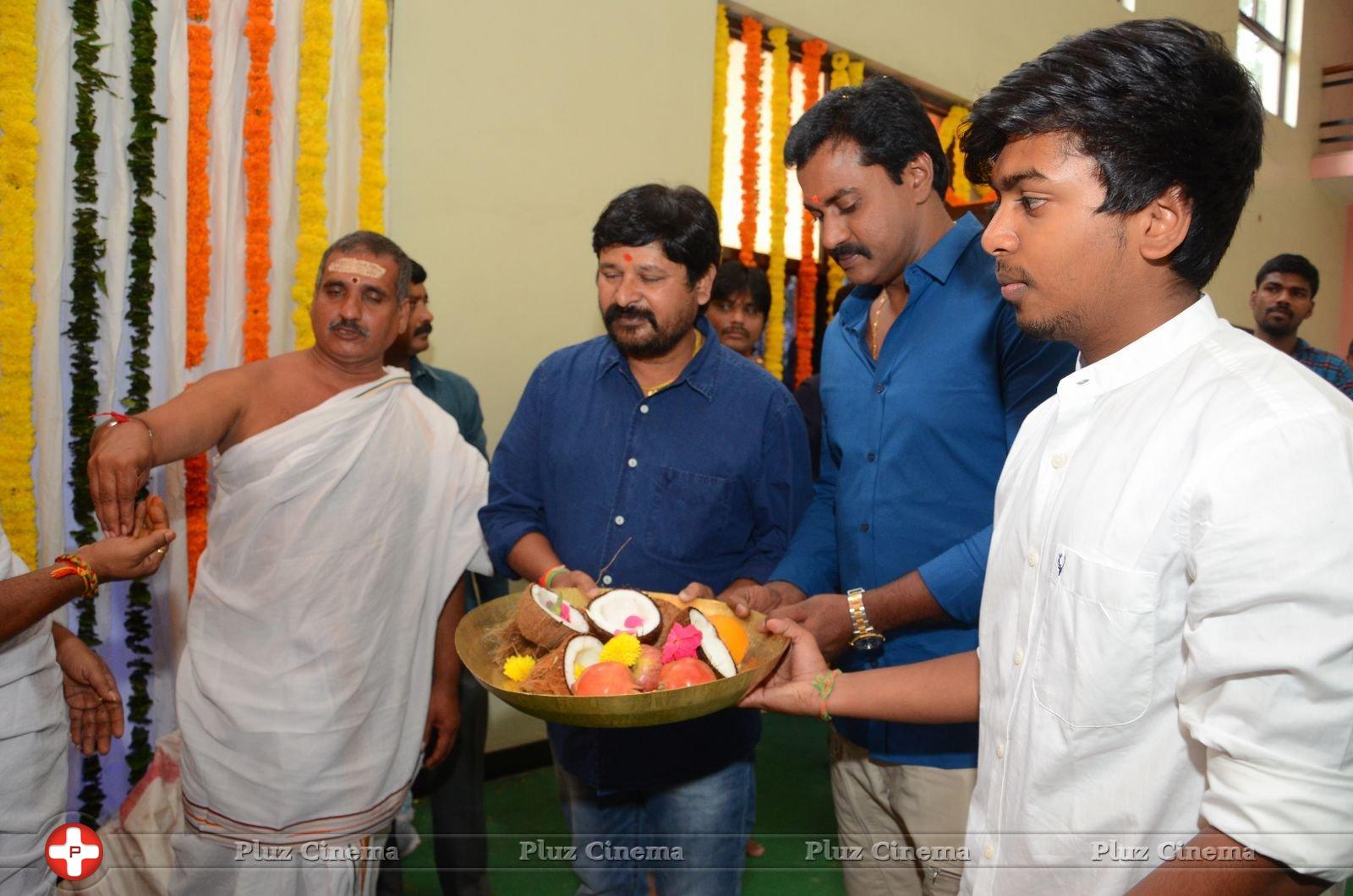 Sunil and N Shankar Movie Opening Photos | Picture 1401160