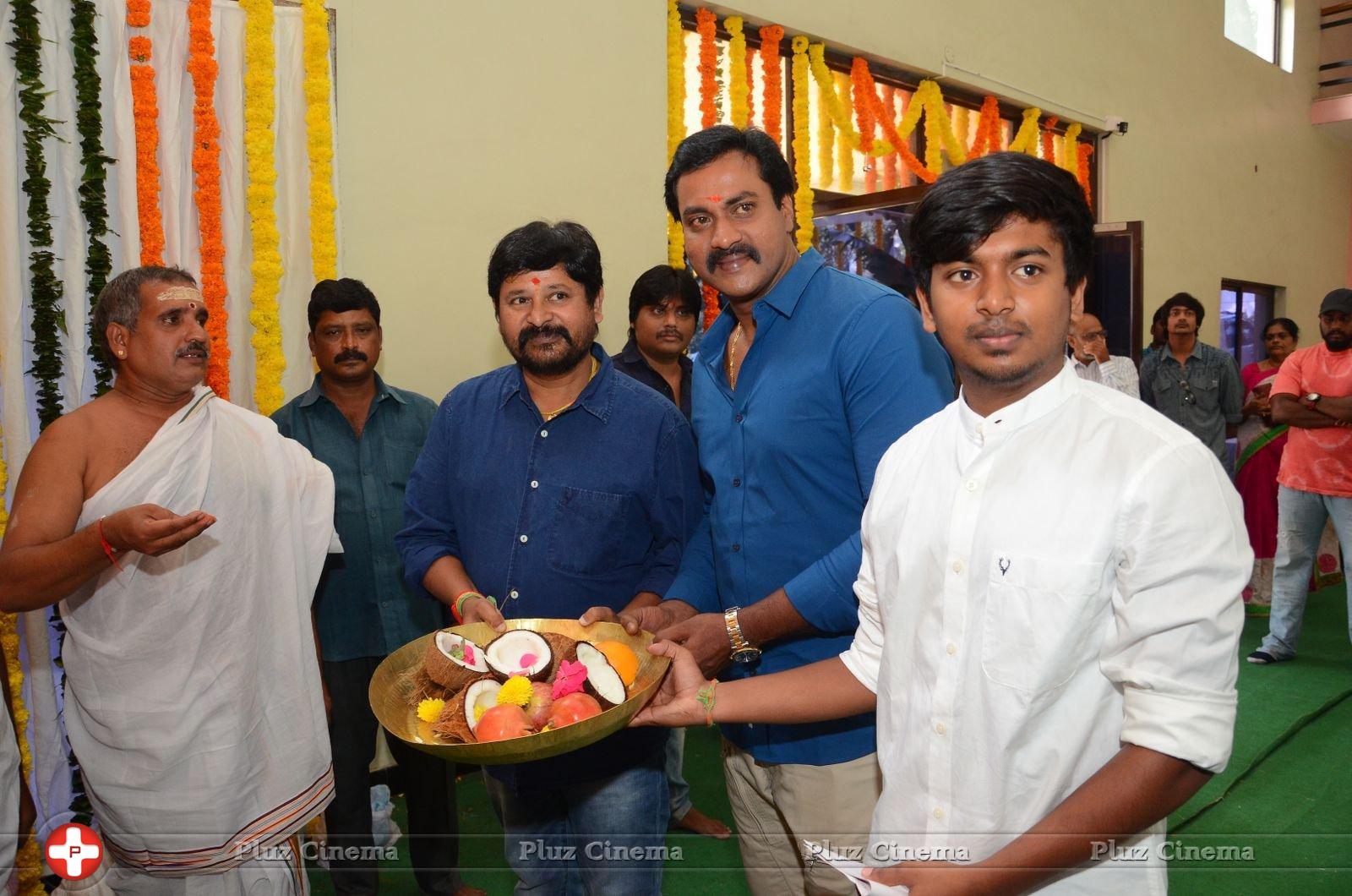 Sunil and N Shankar Movie Opening Photos | Picture 1401166