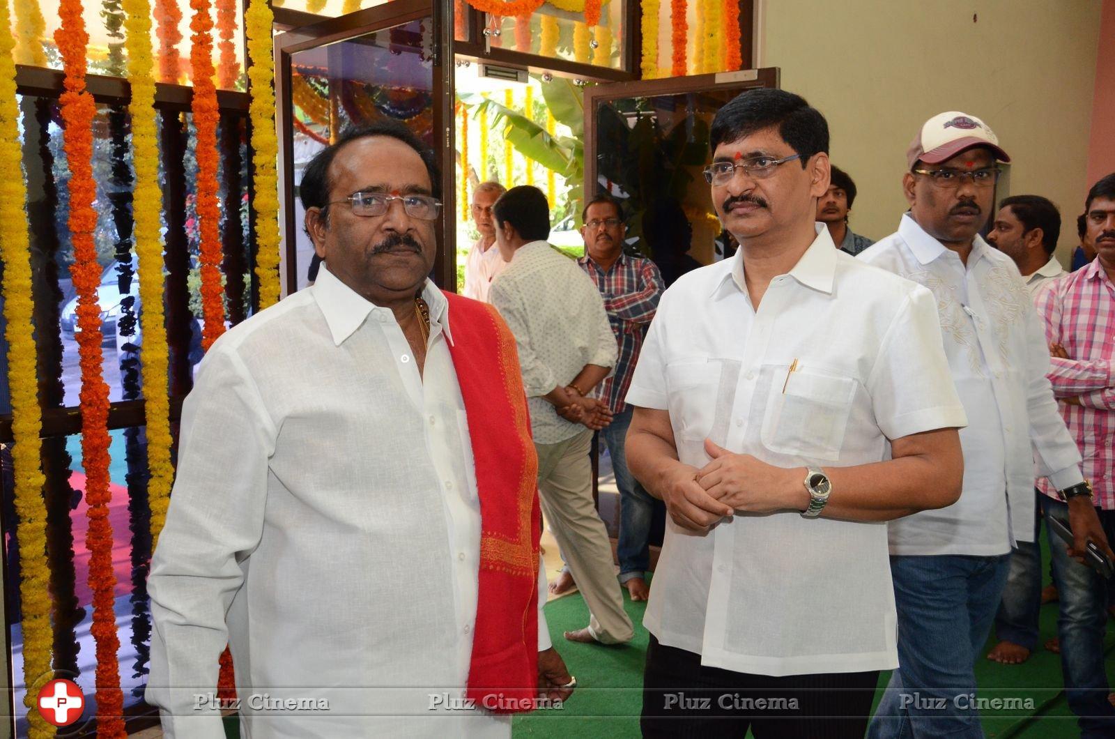 Sunil and N Shankar Movie Opening Photos | Picture 1401188