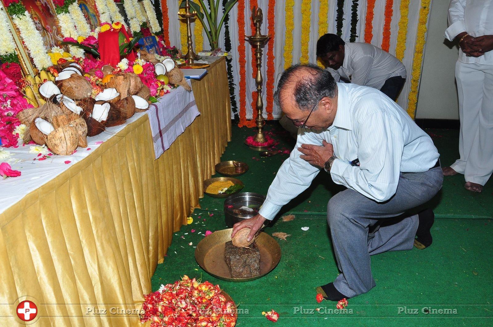 Sunil and N Shankar Movie Opening Photos | Picture 1401197