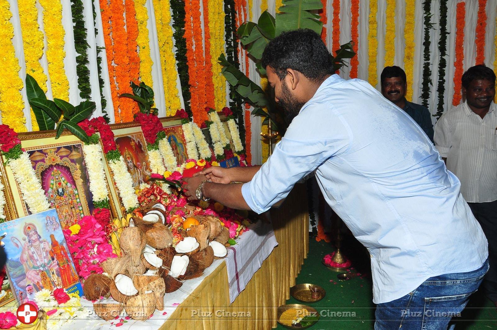 Sunil and N Shankar Movie Opening Photos | Picture 1401212