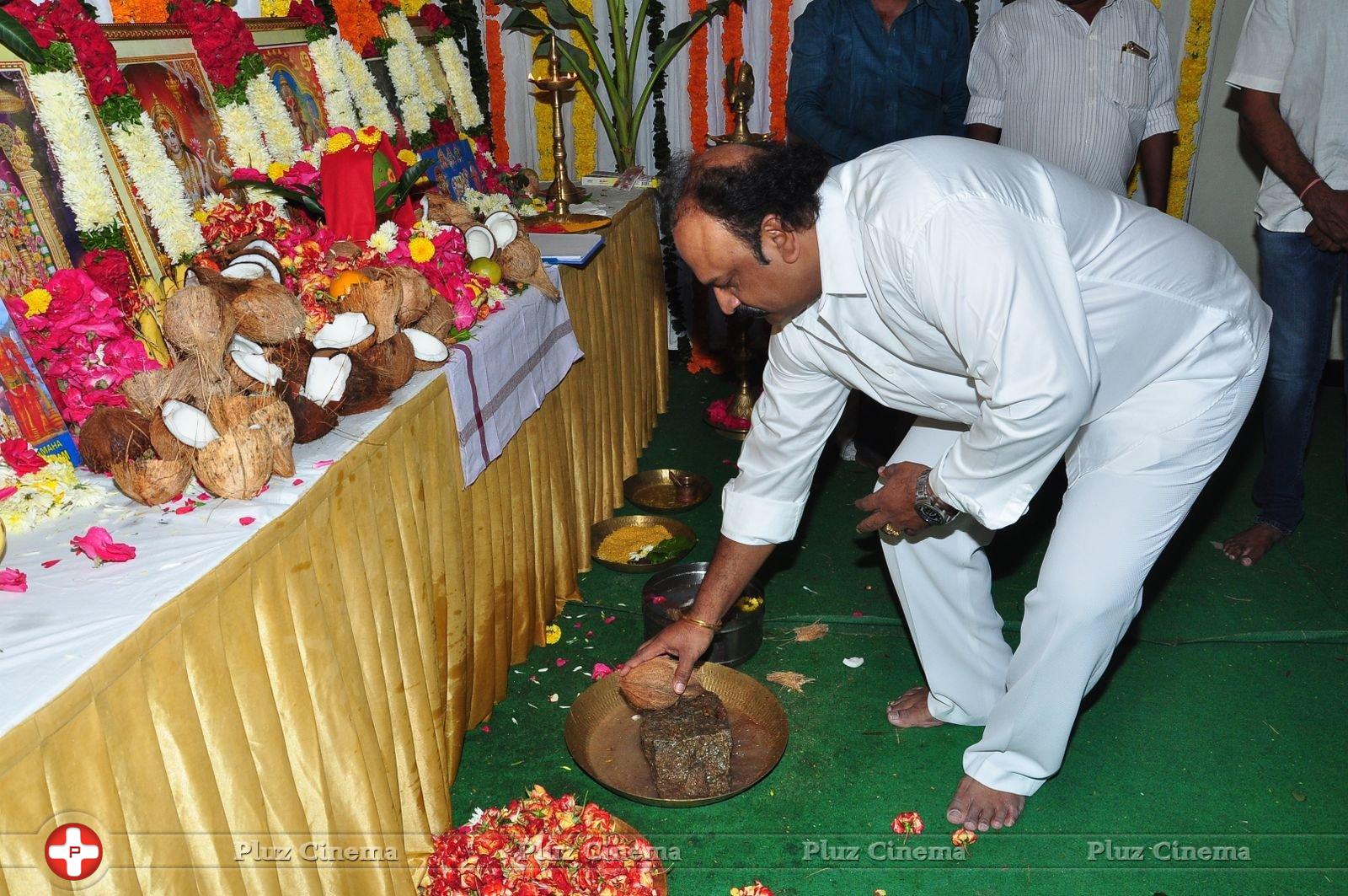 Sunil and N Shankar Movie Opening Photos | Picture 1401217