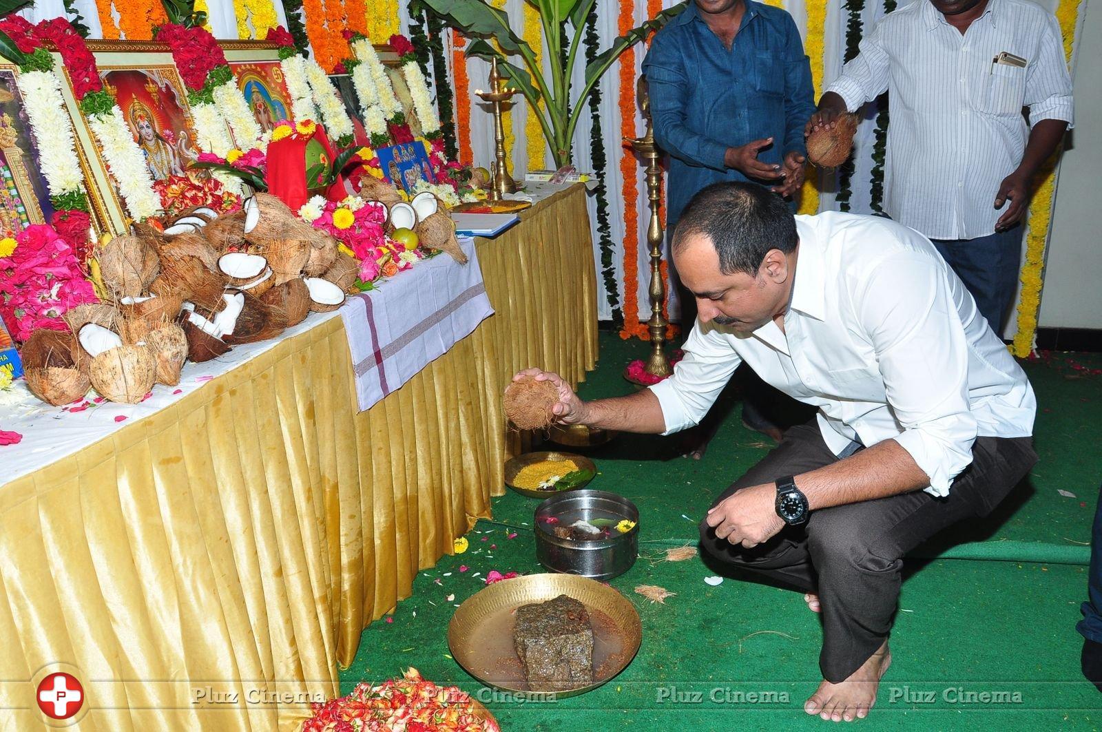 Sunil and N Shankar Movie Opening Photos | Picture 1401225