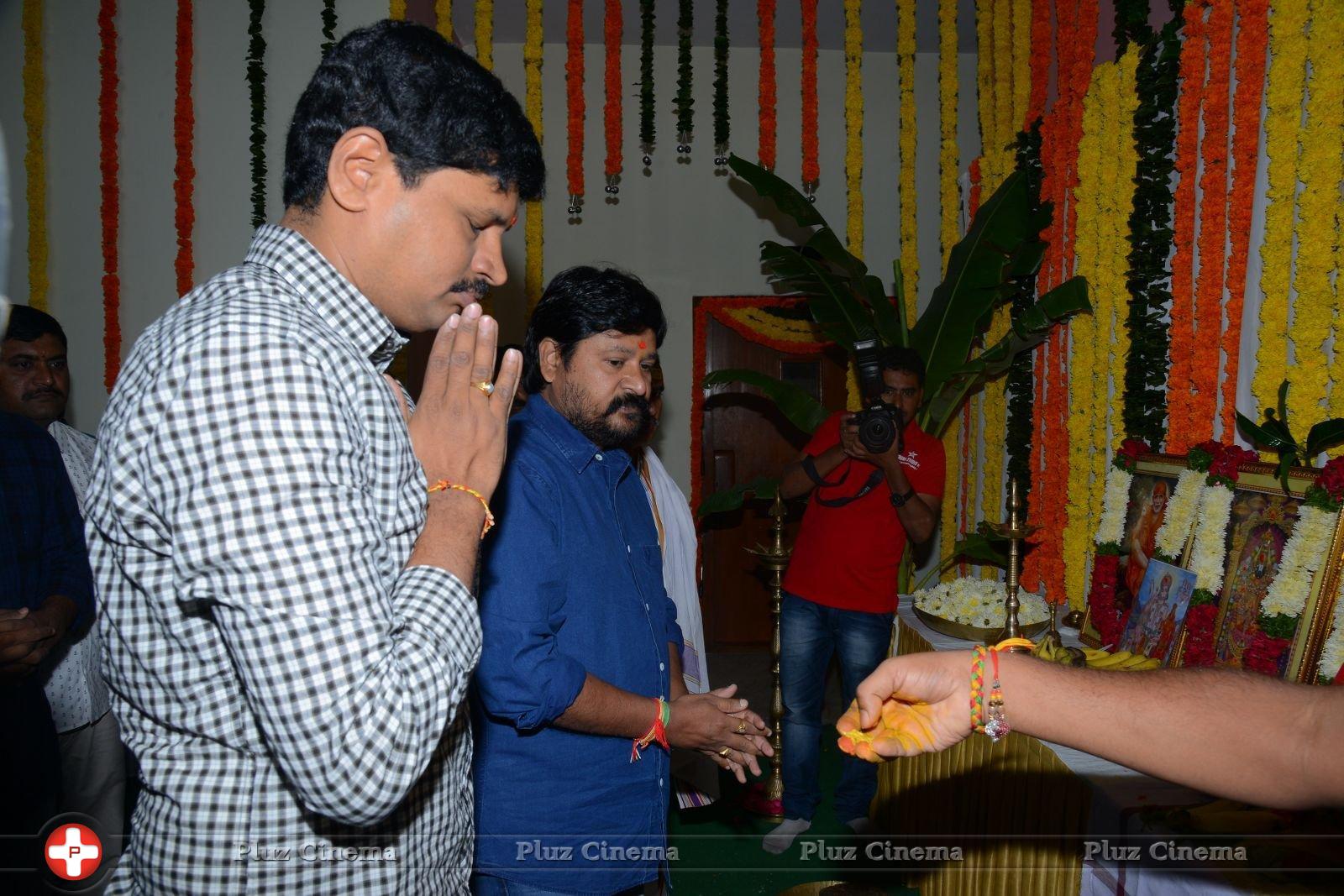 Sunil and N Shankar Movie Opening Photos | Picture 1401258