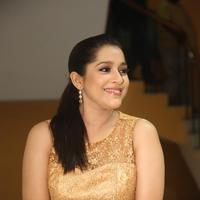 Rashmi Gautham at Guntur Talkies Theatrical Trailer Launch Photos | Picture 1227902