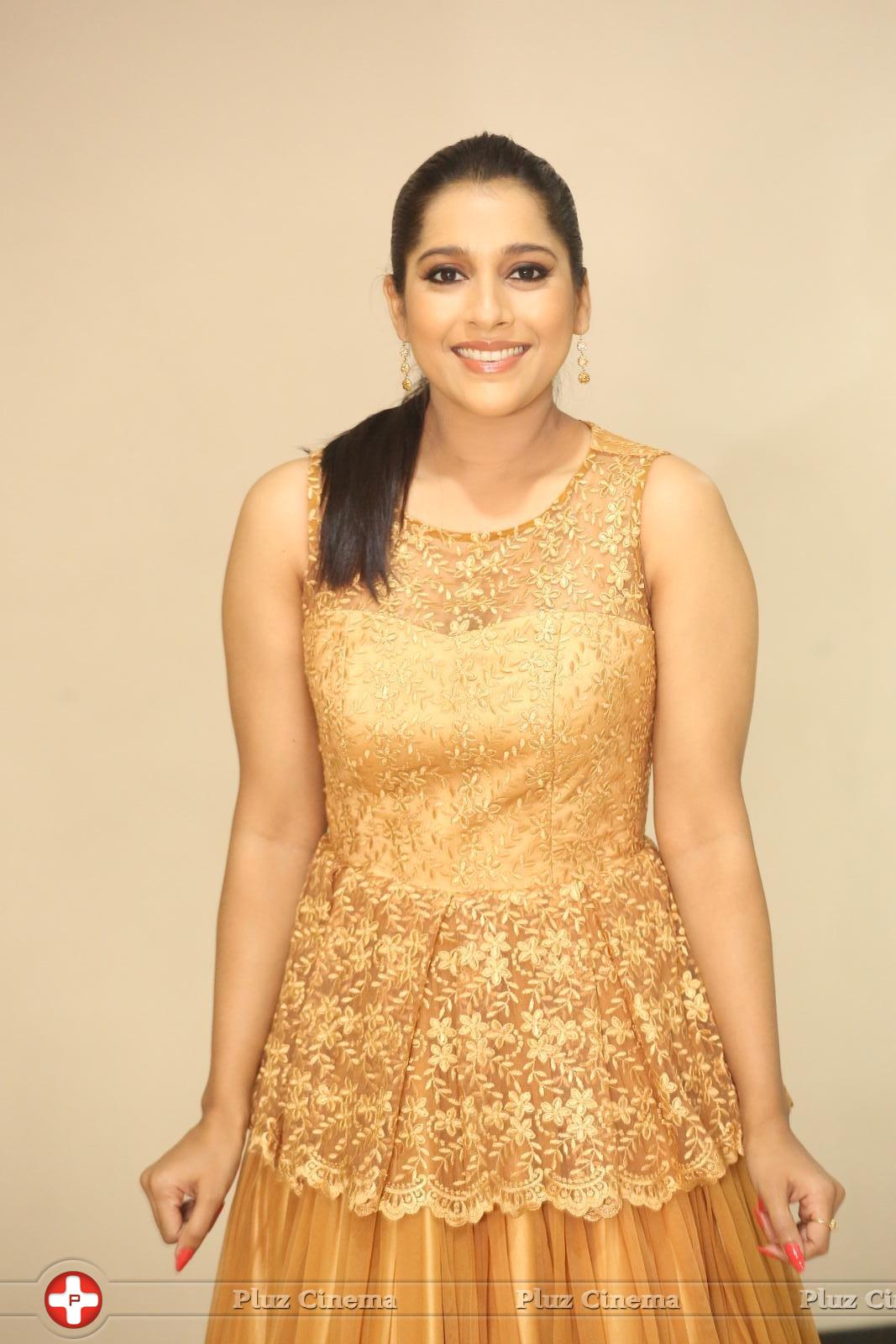 Rashmi Gautham at Guntur Talkies Theatrical Trailer Launch Photos | Picture 1227891