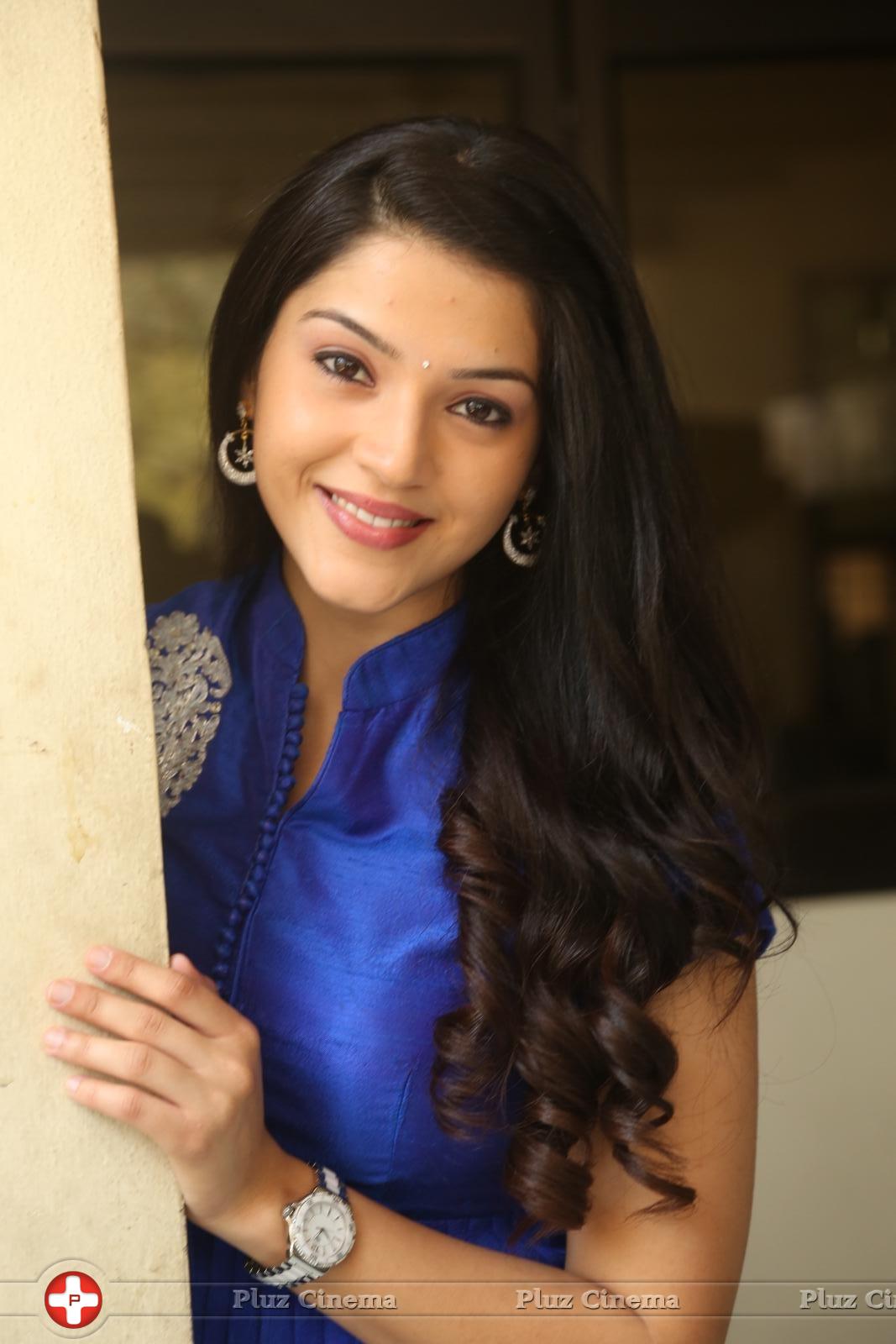 Mehreen New Stills | Picture 1229068