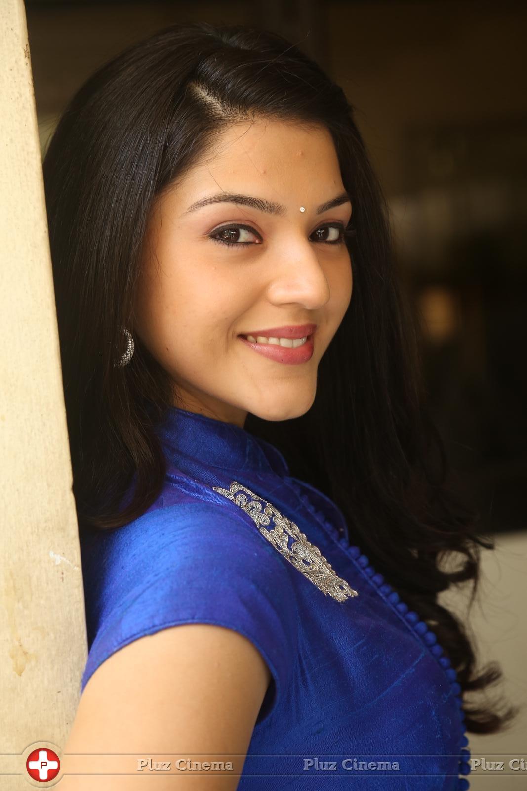 Mehreen New Stills | Picture 1229095