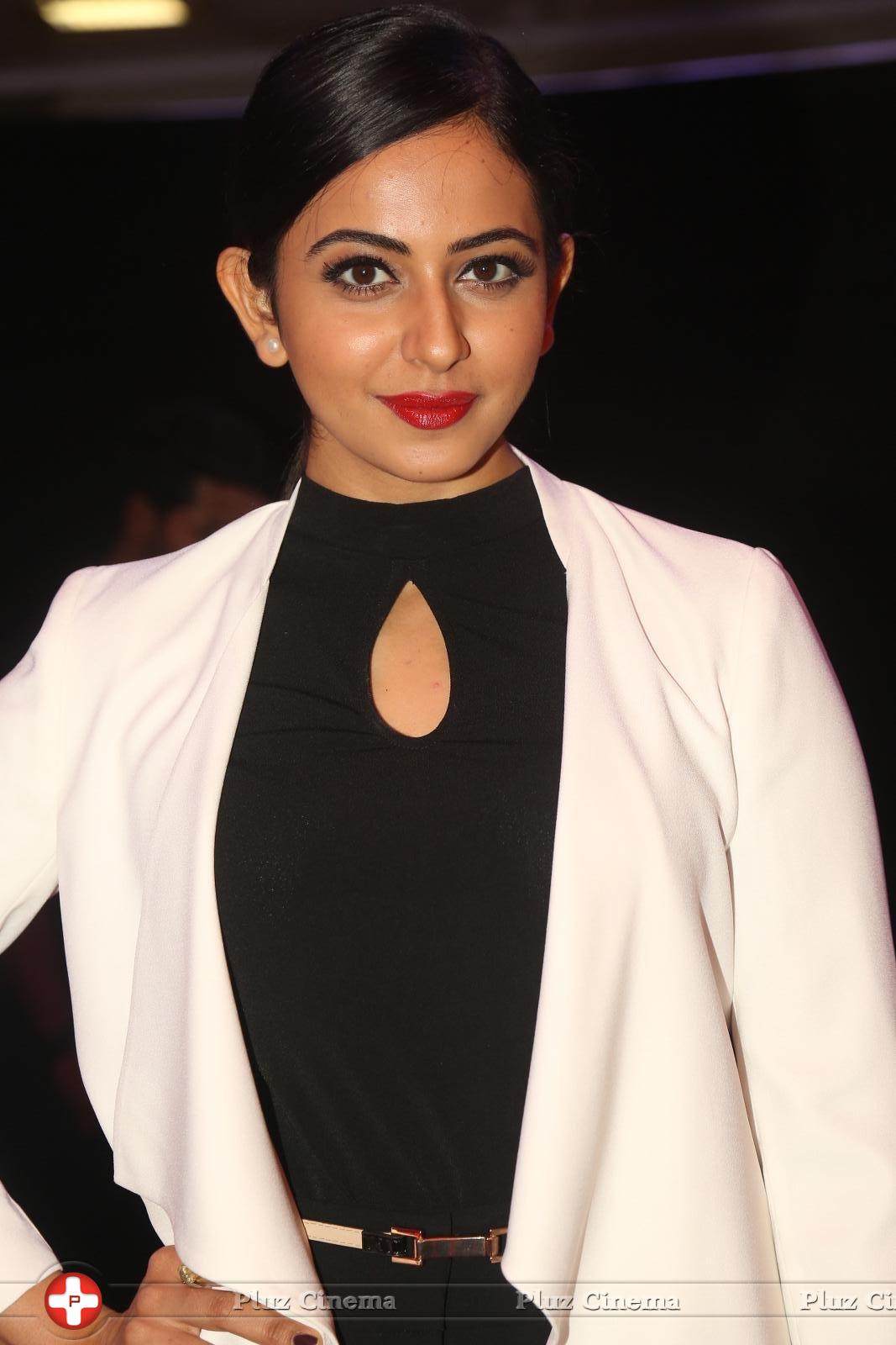 Rakul Preet Singh at Cancer Crusaders Invitation Cup Event Photos | Picture 1230645