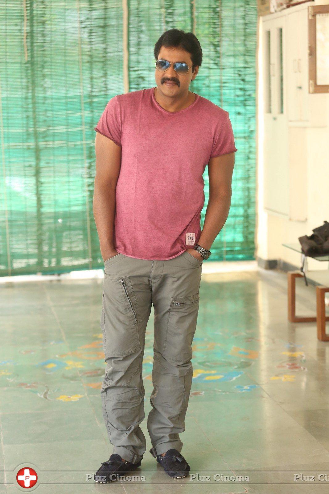 Actor Sunil Latest Stills | Picture 1233314