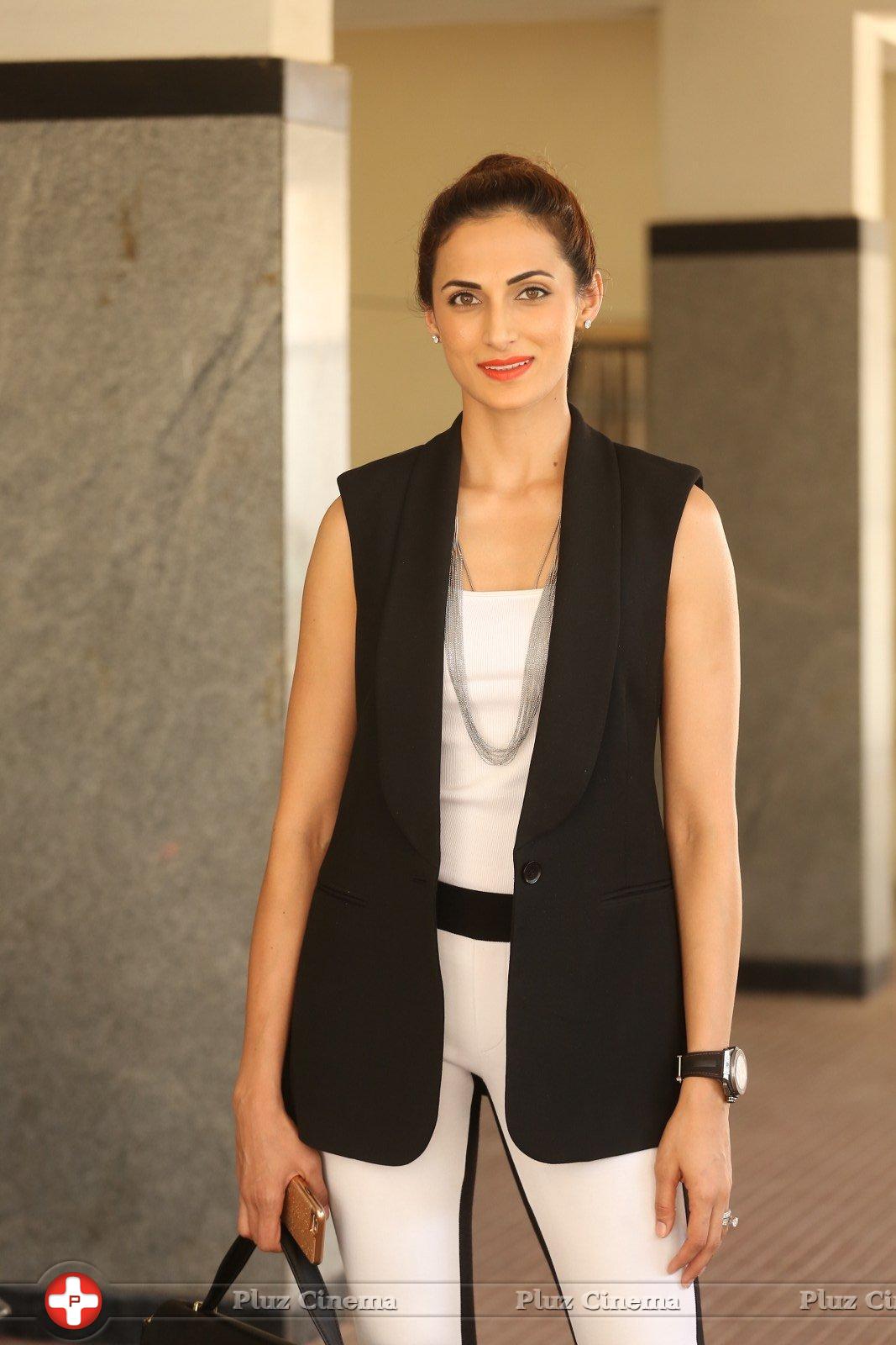 Shilpa Reddy at Aditya Mehta Foundation Prelude of Infinity Ride 2016 Curtain Raiser Photos | Picture 1235132