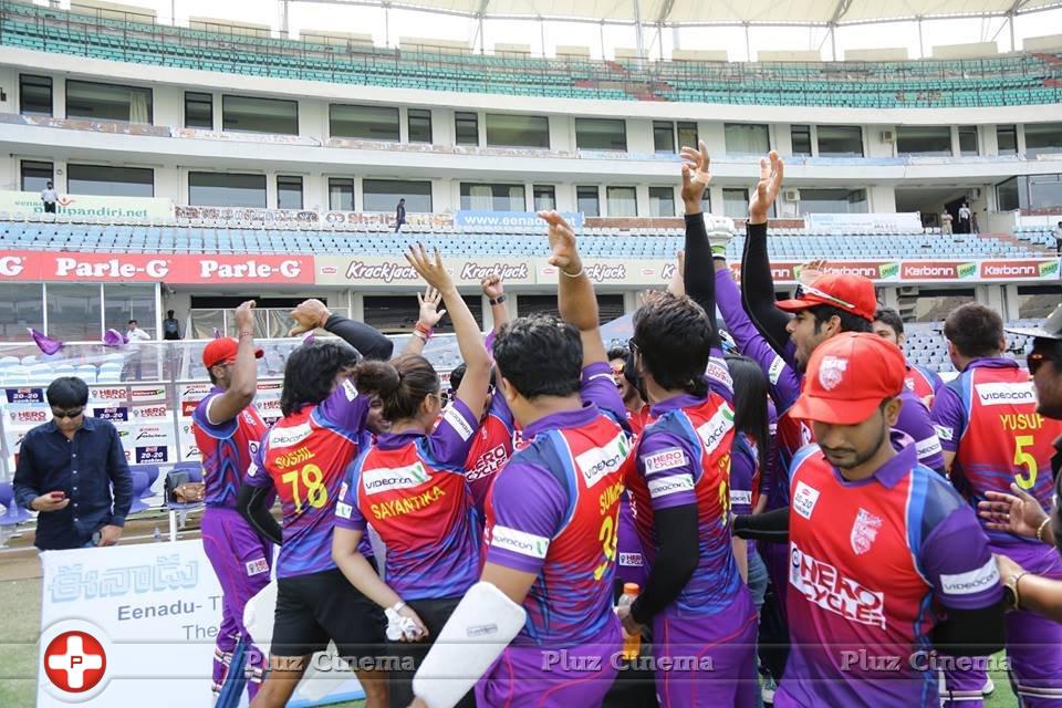 CCL 6 Karnataka Bulldozers Vs Bengal Tigers Match Photos | Picture 1235893