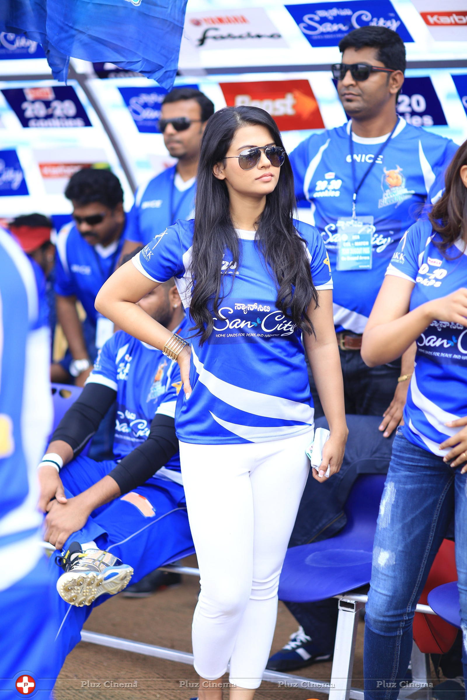 CCL 6 Karnataka Bulldozers Vs Bengal Tigers Match Photos | Picture 1235914