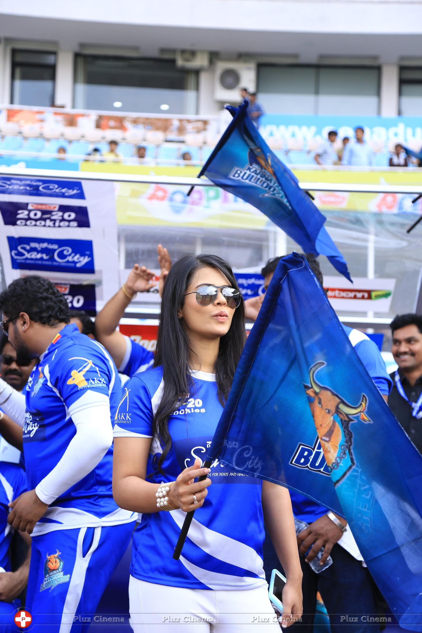 CCL 6 Karnataka Bulldozers Vs Bengal Tigers Match Photos | Picture 1235924