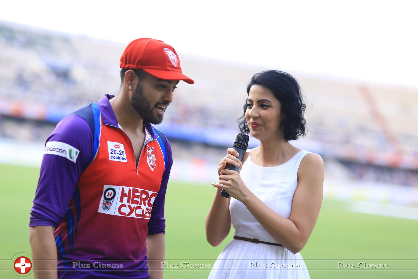 CCL 6 Karnataka Bulldozers Vs Bengal Tigers Match Photos | Picture 1235929