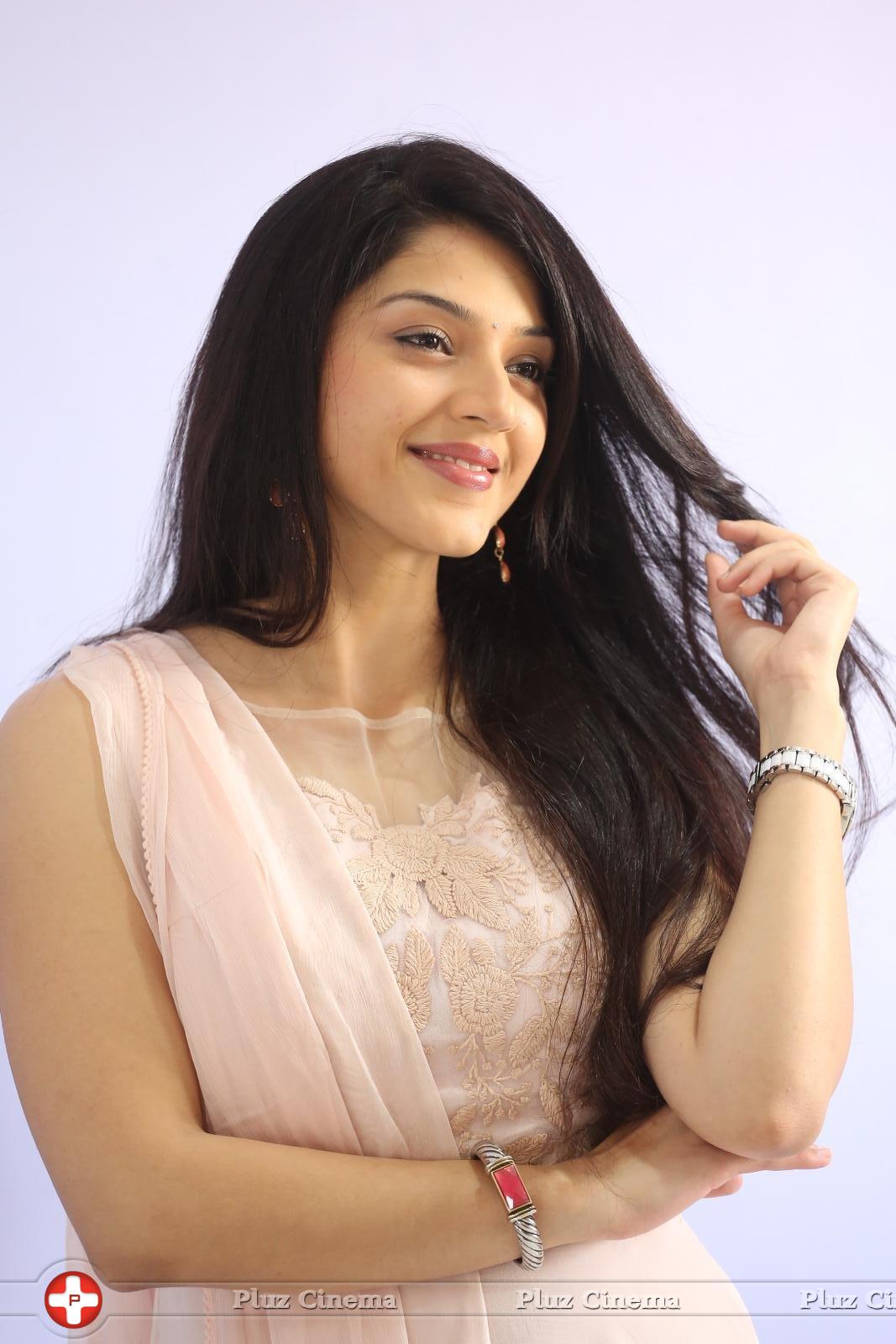 Mehreen Kaur at Krishna Gadi Veera Prema Gadha Movie Thanks Meet Stills | Picture 1236200