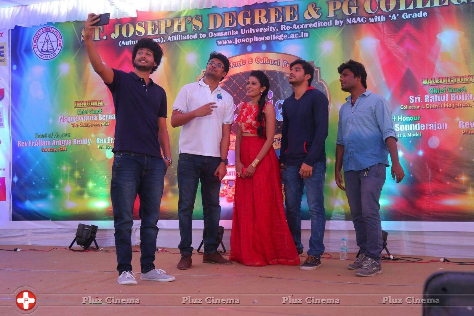 Meeku Meere Maaku Meme Team Hungama at St.Joseph College Stills | Picture 1239661