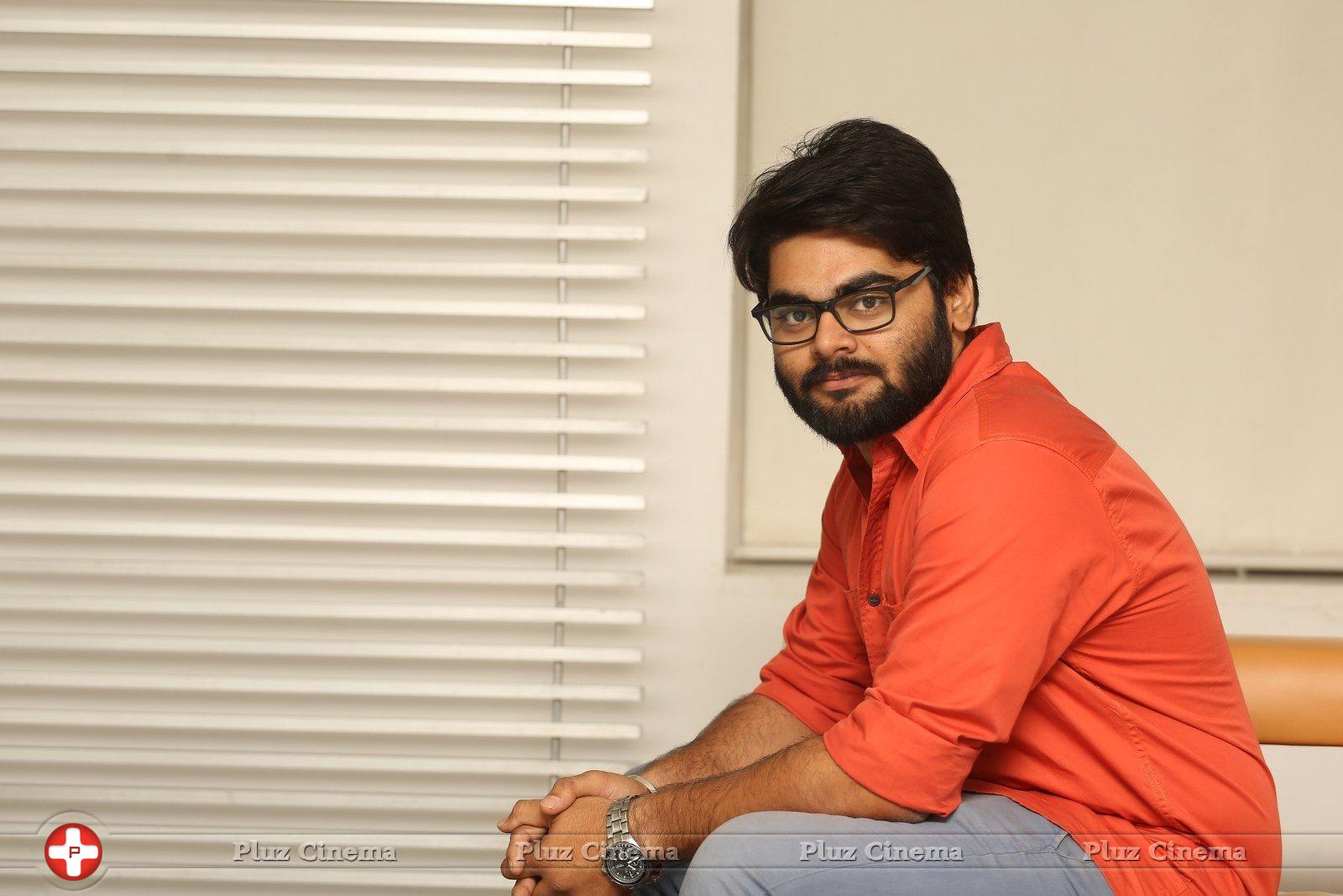 Kshanam Movie Director Ravikanth Interview Stills | Picture 1240804