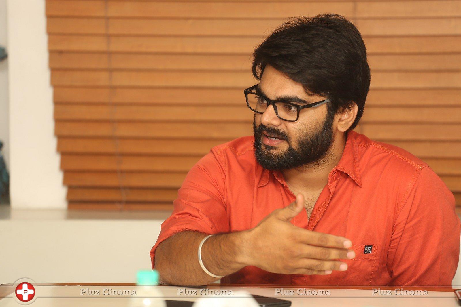 Kshanam Movie Director Ravikanth Interview Stills | Picture 1240837