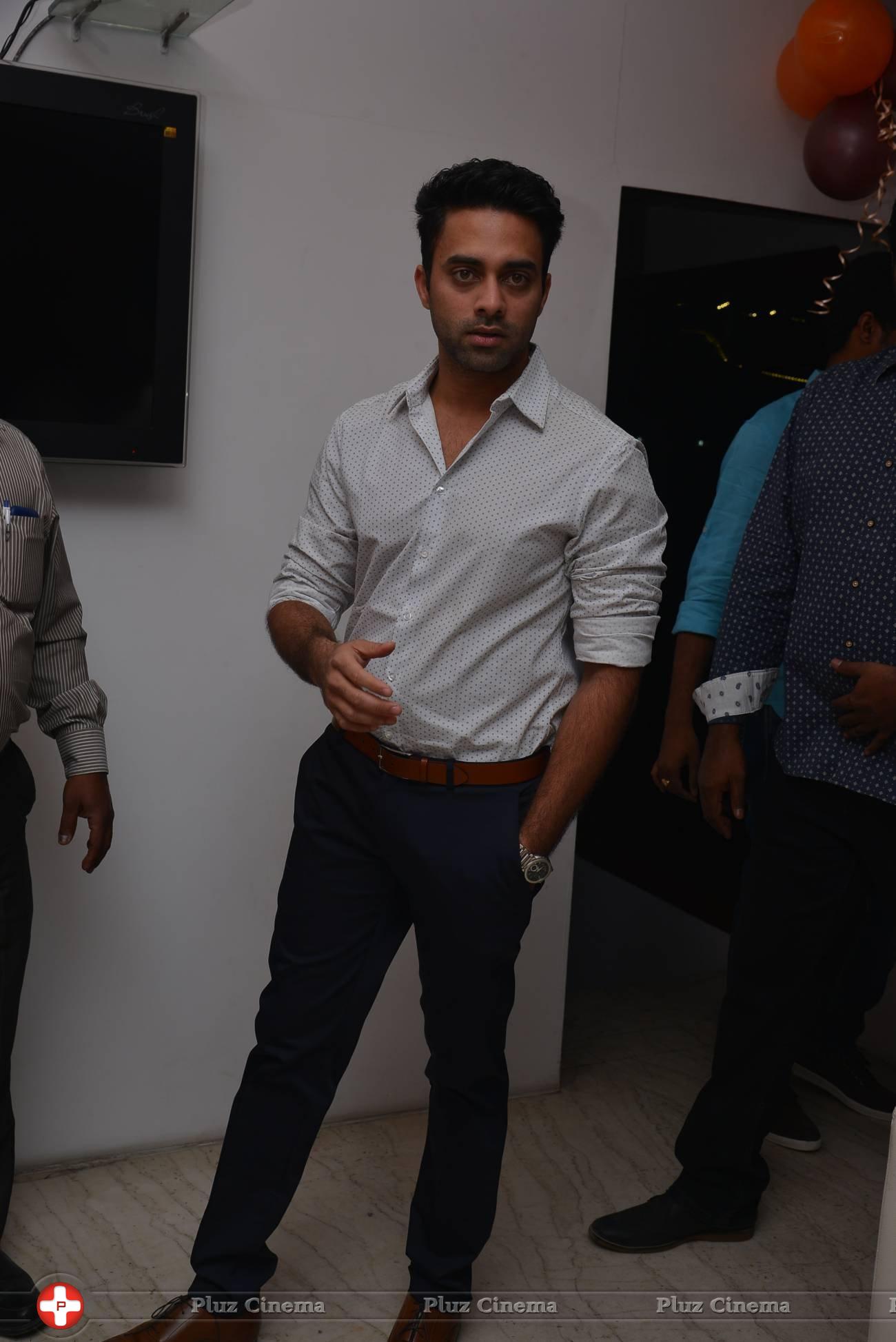 Navdeep Launches Steamz Coffee Lounge Stills | Picture 1242829