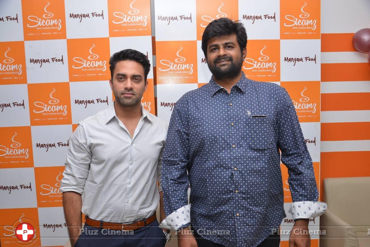 Navdeep Launches Steamz Coffee Lounge Stills | Picture 1242850