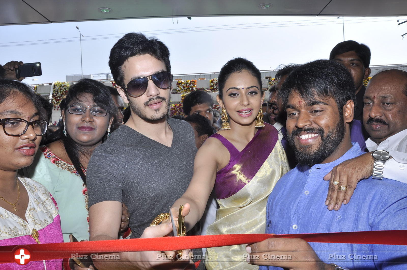 Akhil and Rakul Preet Singh Launches South India Shopping Mall Stills | Picture 1197366