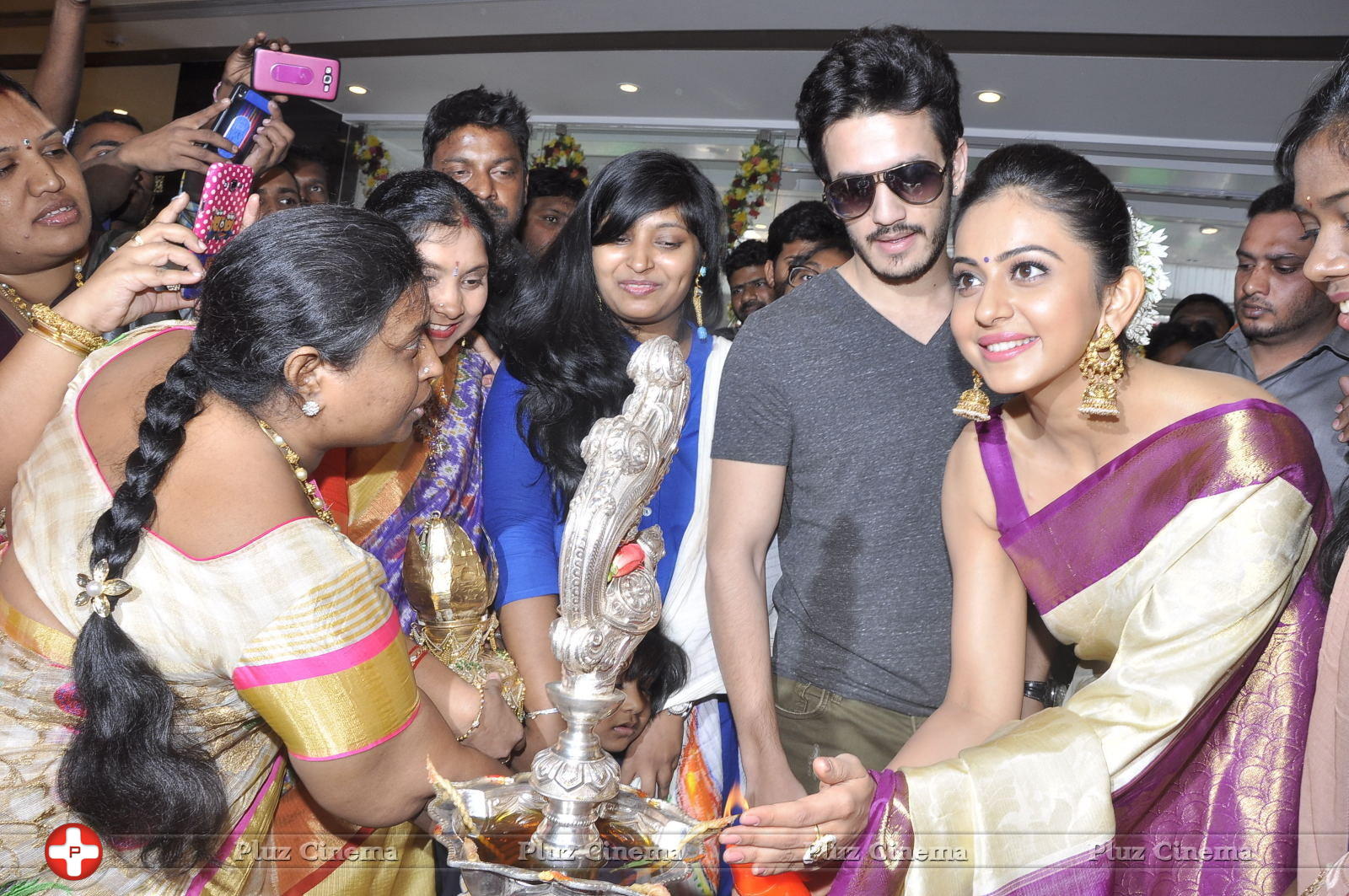 Akhil and Rakul Preet Singh Launches South India Shopping Mall Stills | Picture 1197381