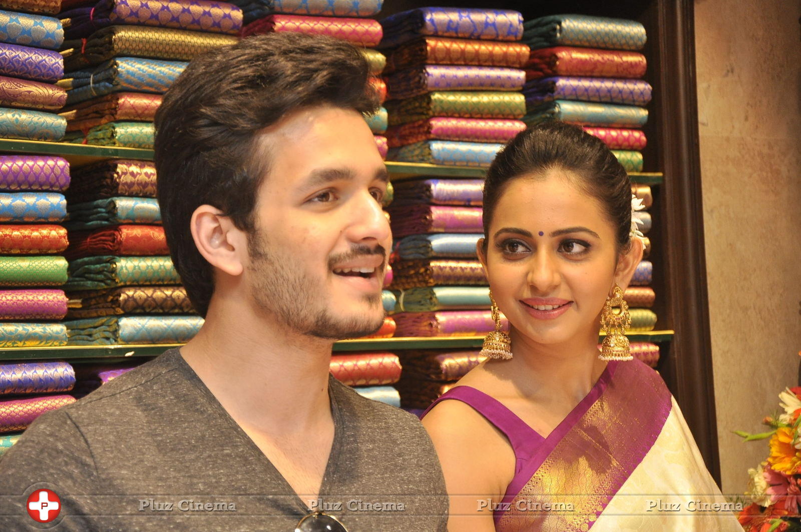 Akhil and Rakul Preet Singh Launches South India Shopping Mall Stills | Picture 1197405