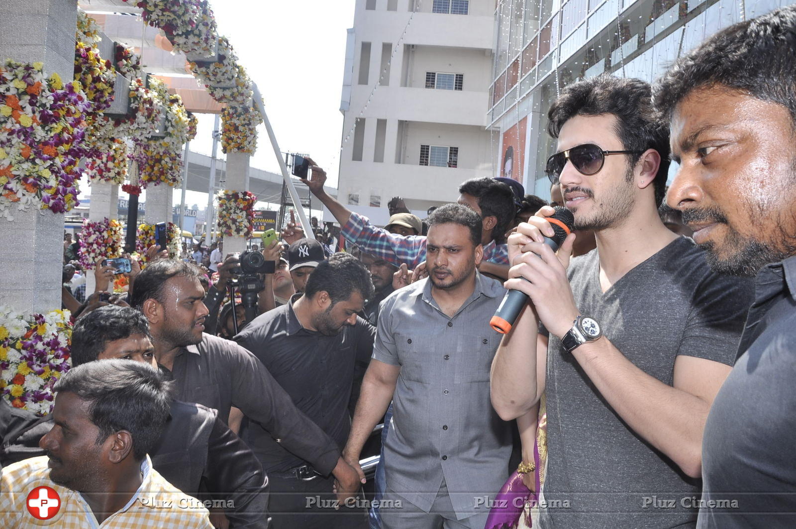 Akhil and Rakul Preet Singh Launches South India Shopping Mall Stills | Picture 1197437