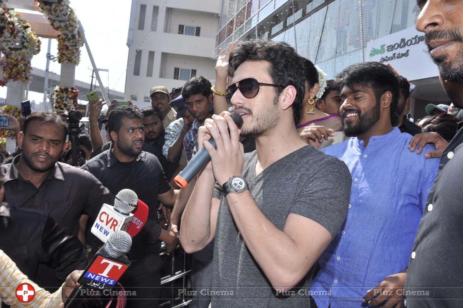 Akhil and Rakul Preet Singh Launches South India Shopping Mall Stills | Picture 1197439