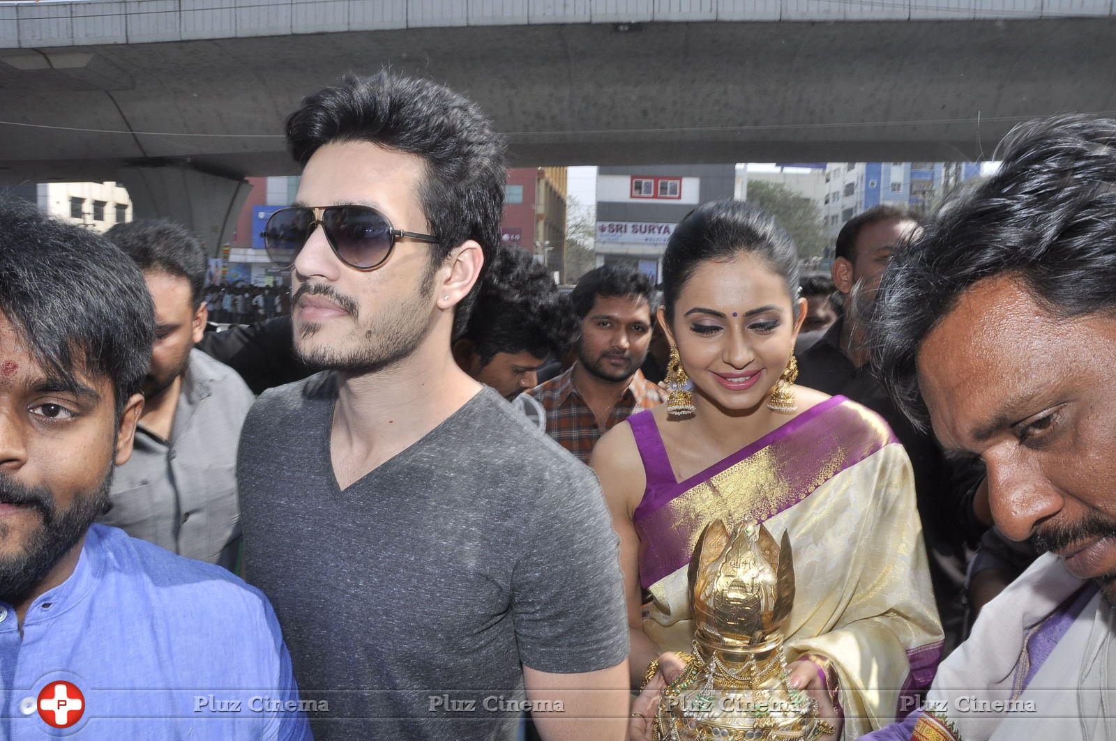 Akhil and Rakul Preet Singh Launches South India Shopping Mall Stills | Picture 1197449