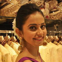 Rakul Preet Singh at South India Shopping Mall Launch Photos | Picture 1197824