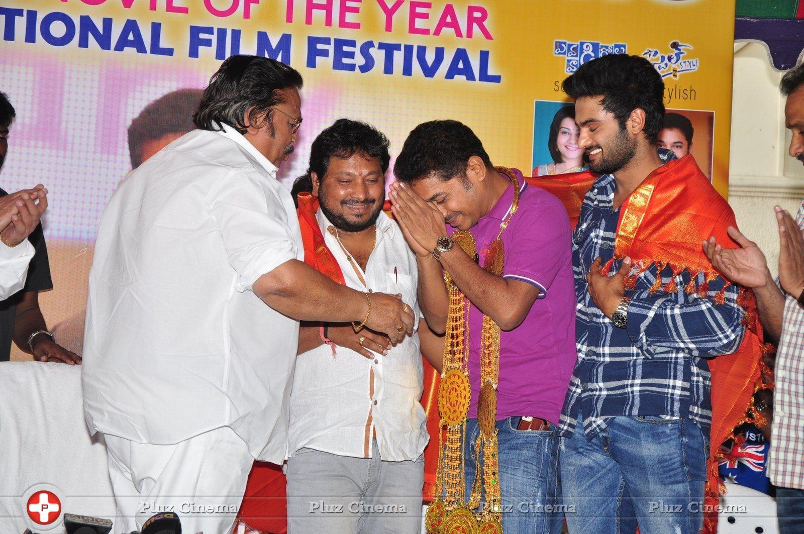 Dasari Felicitates Krishnamma Kalipindi Iddarini Movie Team Photos | Picture 1200281