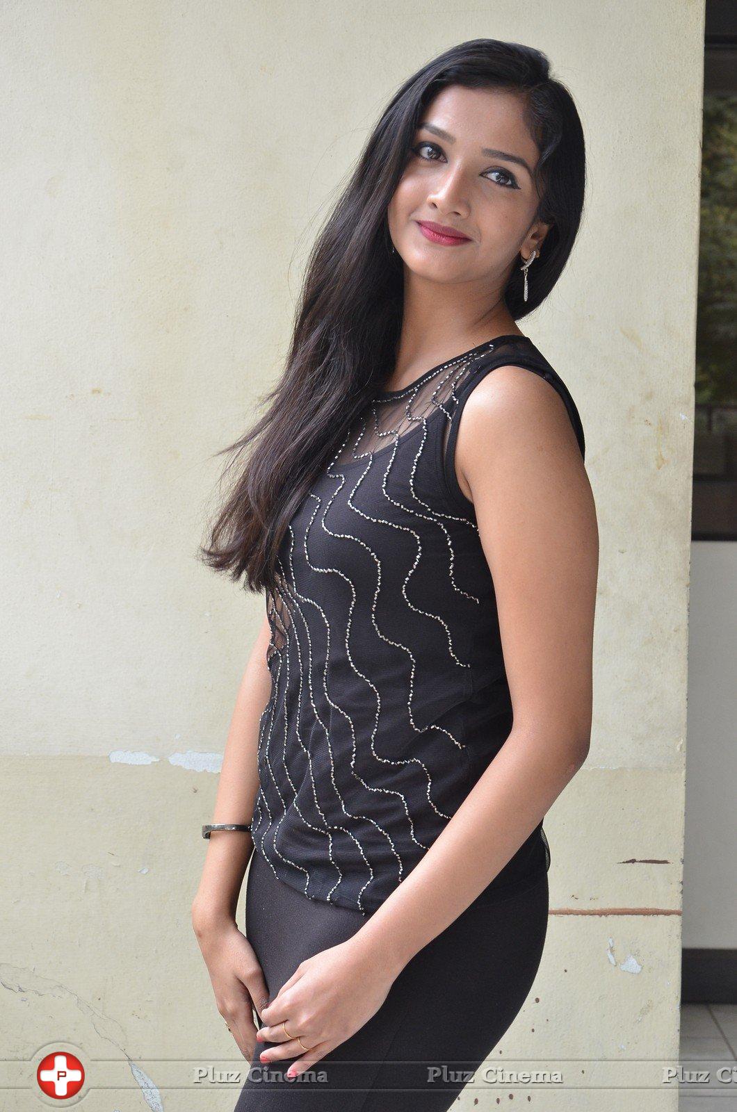 Swasthi - Kings Movie Press Meet Photos | Picture 1209599