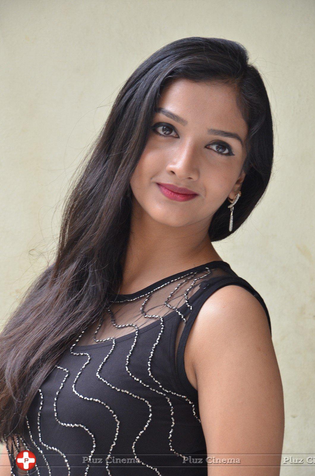 Swasthi - Kings Movie Press Meet Photos | Picture 1209601