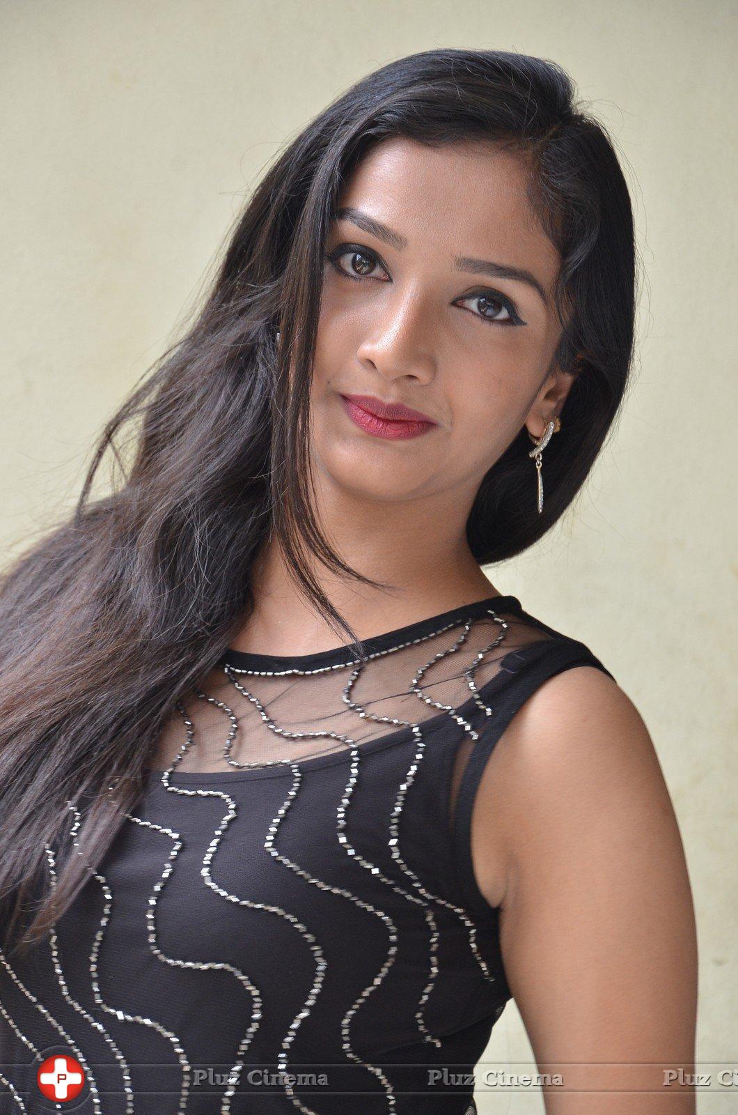 Swasthi - Kings Movie Press Meet Photos | Picture 1209602