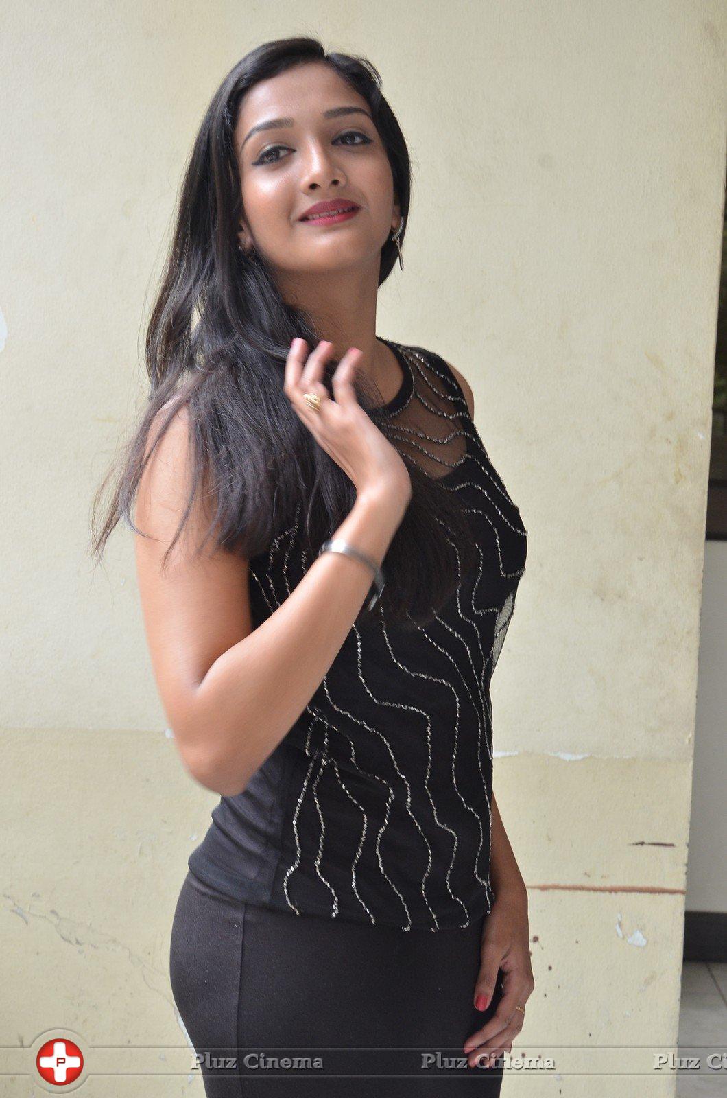 Swasthi - Kings Movie Press Meet Photos | Picture 1209603