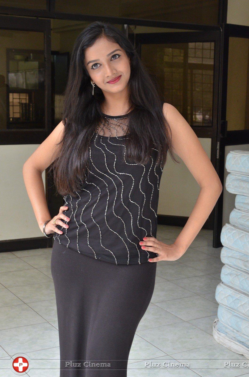 Swasthi - Kings Movie Press Meet Photos | Picture 1209618