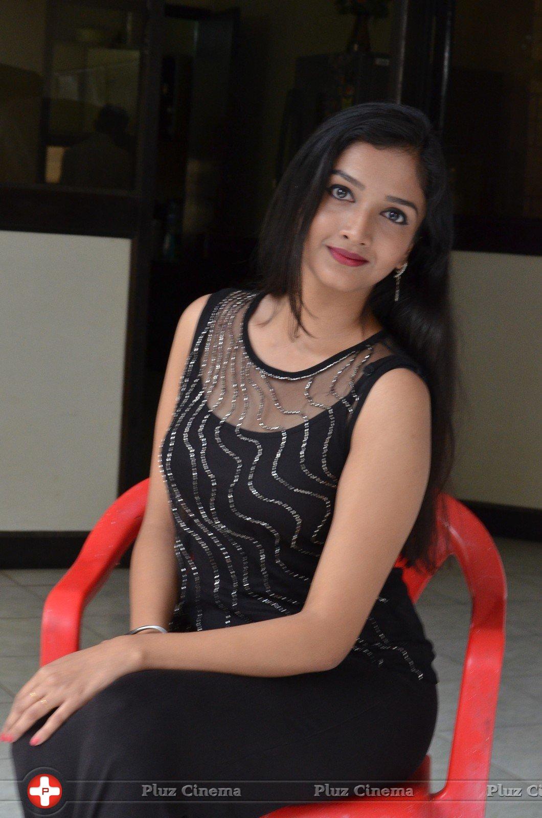 Swasthi - Kings Movie Press Meet Photos | Picture 1209642