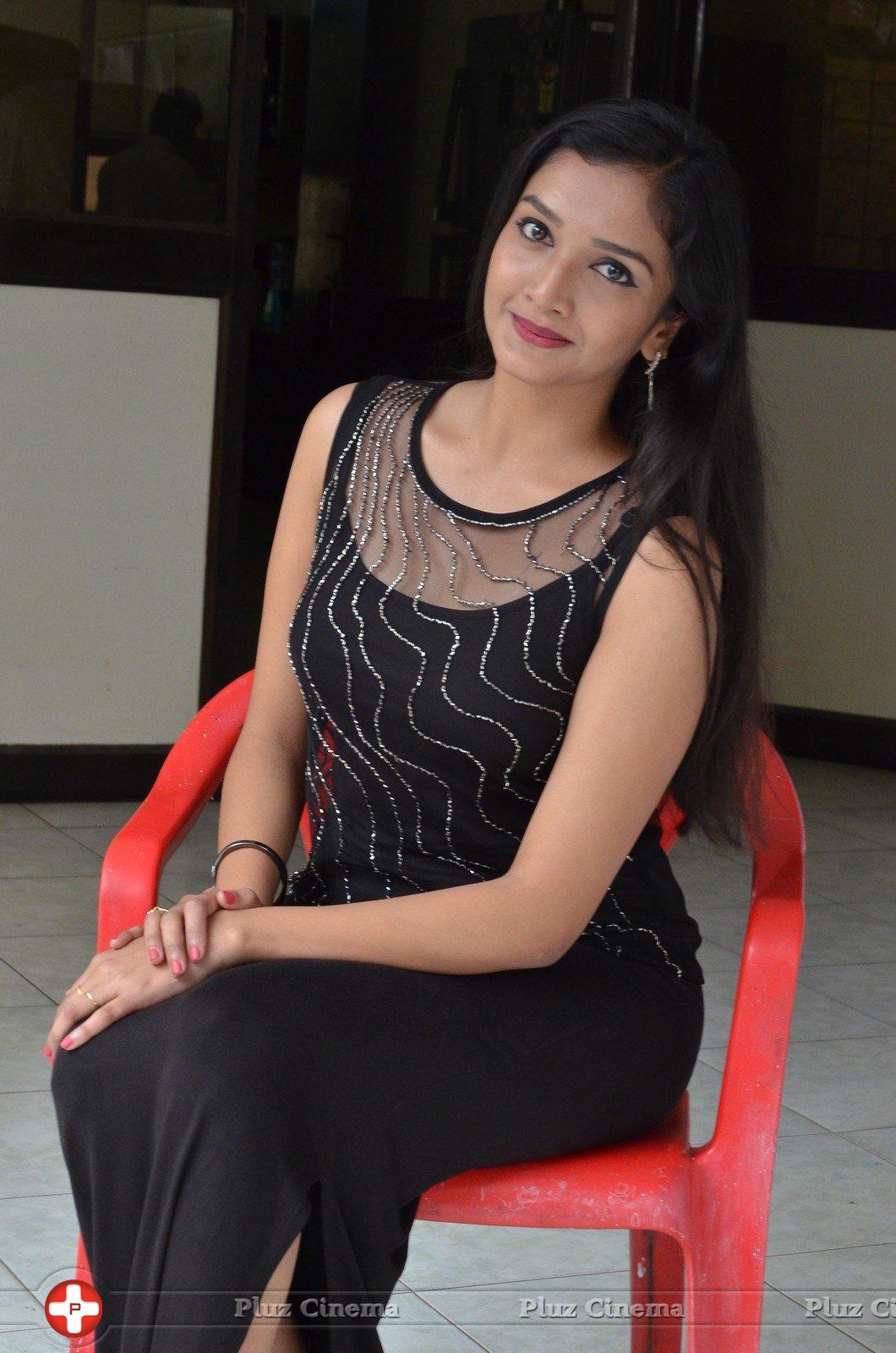 Swasthi - Kings Movie Press Meet Photos | Picture 1209645