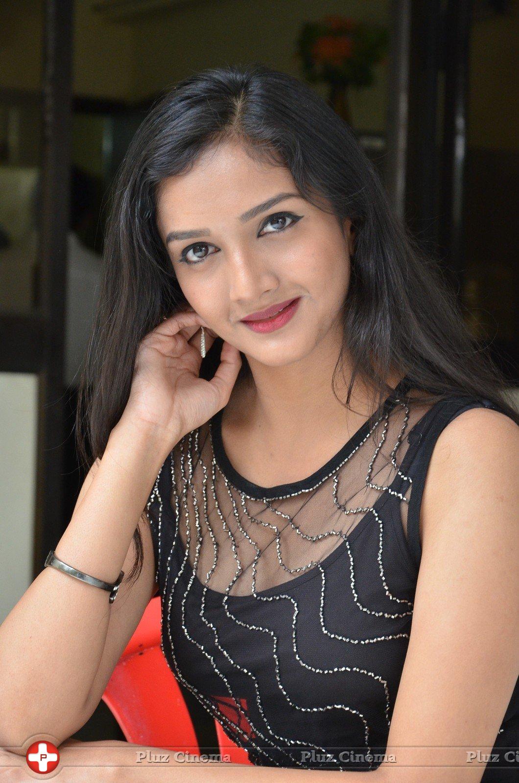 Swasthi - Kings Movie Press Meet Photos | Picture 1209657