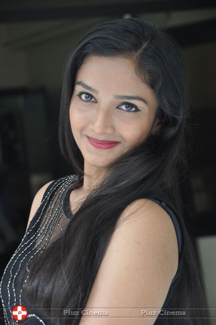 Swasthi at Kings Movie Press Meet Stills | Picture 1209802