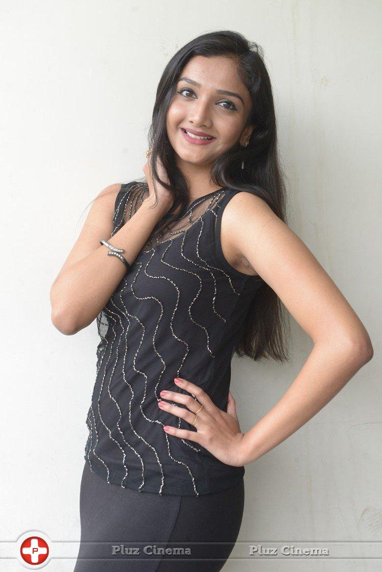 Swasthi at Kings Movie Press Meet Stills | Picture 1209807