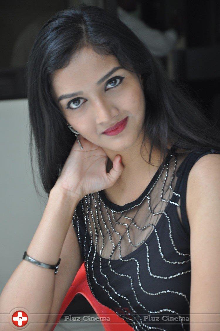 Swasthi at Kings Movie Press Meet Stills | Picture 1209814