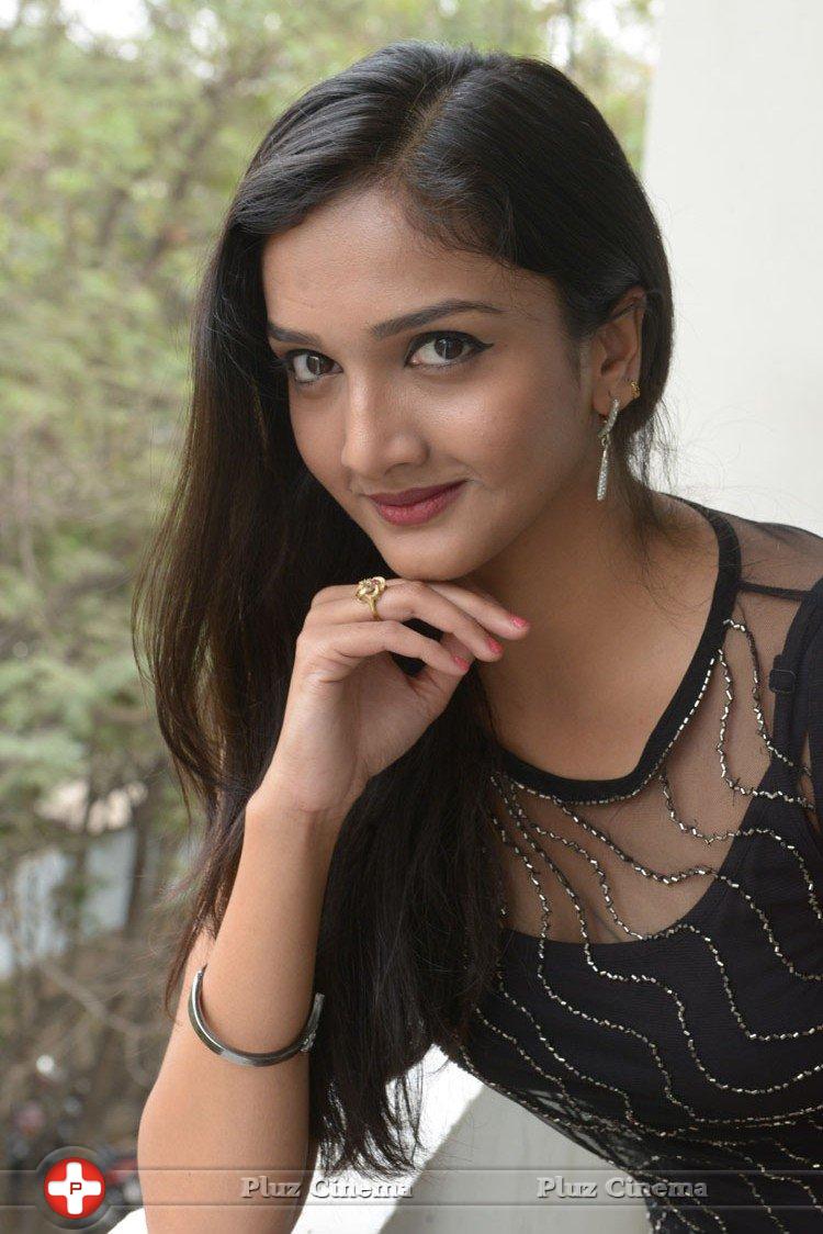 Swasthi at Kings Movie Press Meet Stills | Picture 1209827